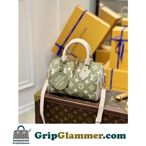 Louis Vuitton Speedy
