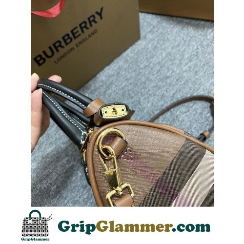 Burberry Bag - Image 7