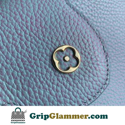 Louis Vuitton Capucines - Image 6