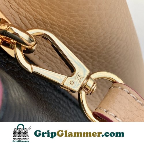 Louis Vuitton Capucines - Image 5