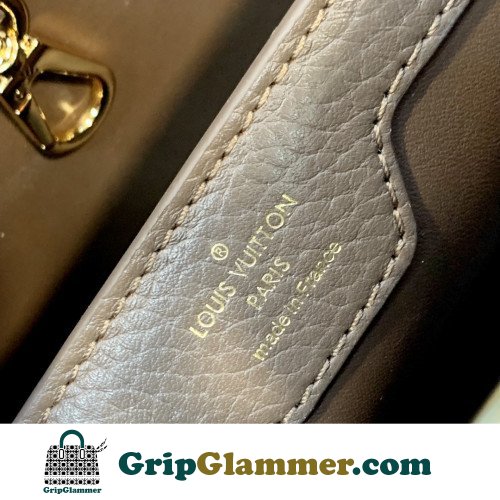 Louis Vuitton Capucines - Image 9