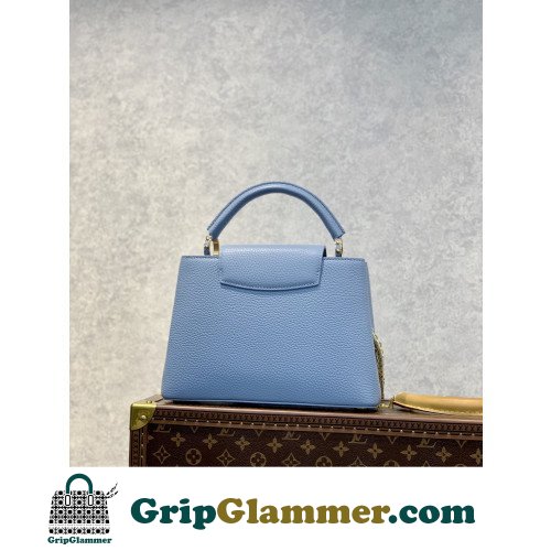 Louis Vuitton Capucines - Image 3