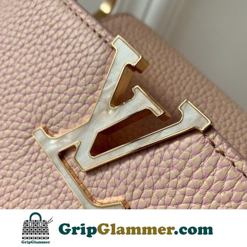 Louis Vuitton Capucines - Image 5