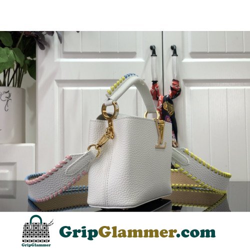 Louis Vuitton Capucines - Image 6