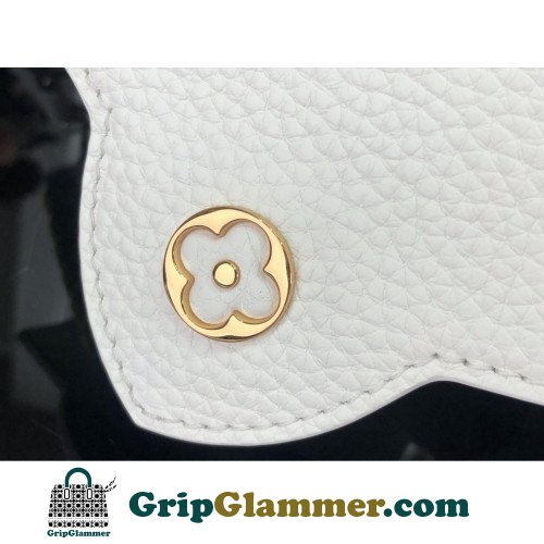 Louis Vuitton Capucines - Image 9