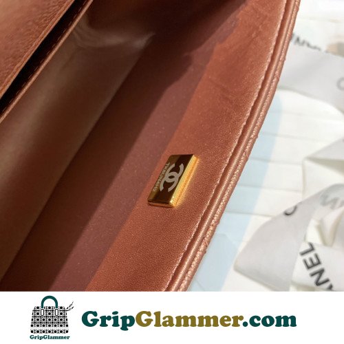 Chanel Re-issue - Image 7