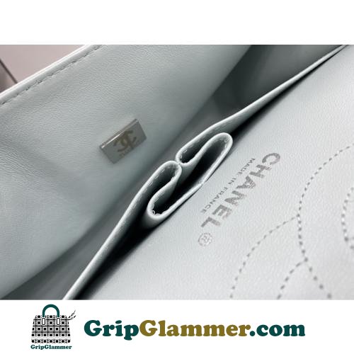 Chanel Re-issue - Image 7