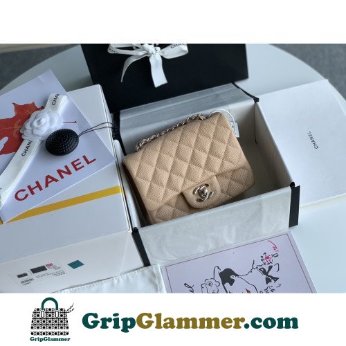 Chanel Flap Bag 17cm (Mini) - Image 9