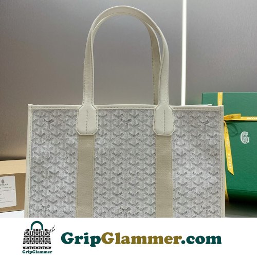 Goyard Bag