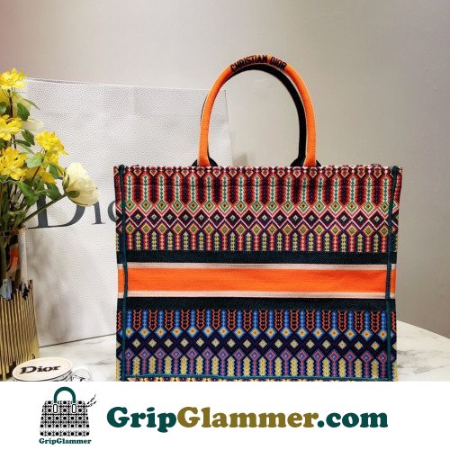 Dior Book Tote Large 42cm - Image 6