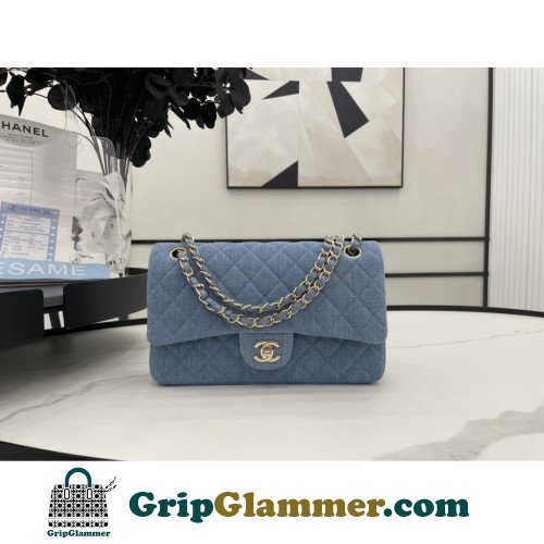 Chanel Flap Bag 25cm (Medium)