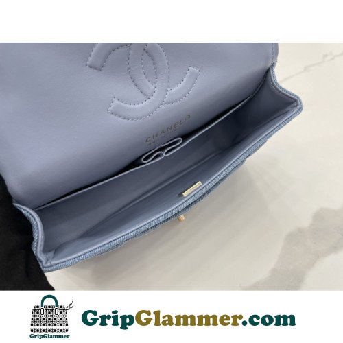 Chanel Flap Bag 25cm (Medium) - Image 8