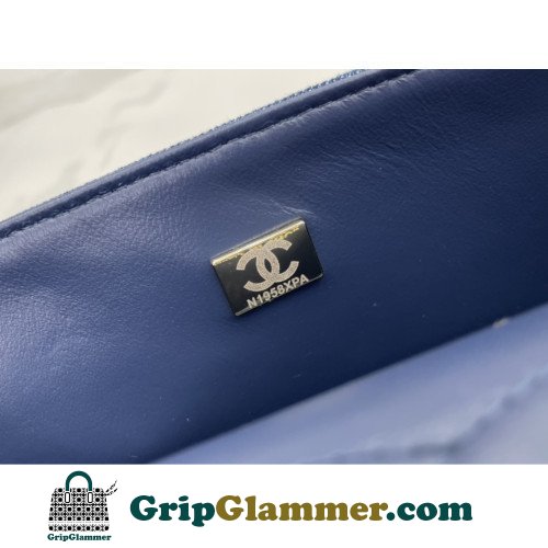 Chanel Flap Bag 25cm (Medium) - Image 2