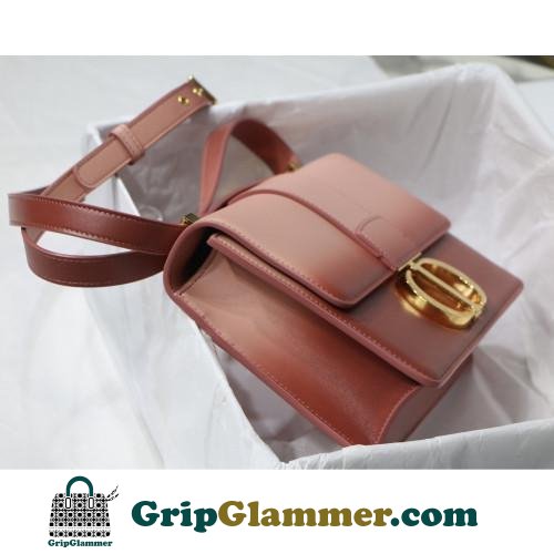 Dior Montaigne - Image 8