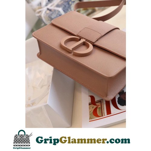 Dior Montaigne - Image 6