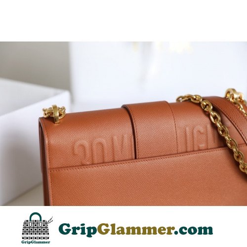 Dior Montaigne - Image 9