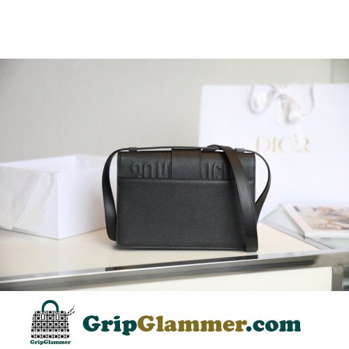 Dior Montaigne - Image 5