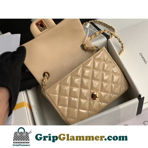 Chanel Flap Bag 17cm (Mini) - Image 5