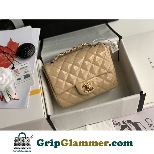Chanel Flap Bag 17cm (Mini)