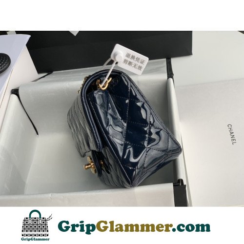 Chanel Flap Bag 17cm (Mini) - Image 8