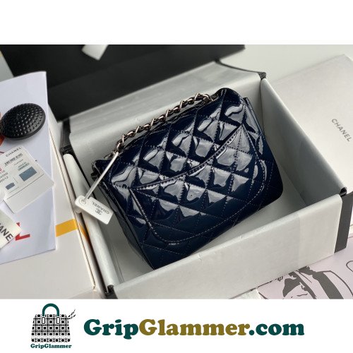 Chanel Flap Bag 17cm (Mini) - Image 5