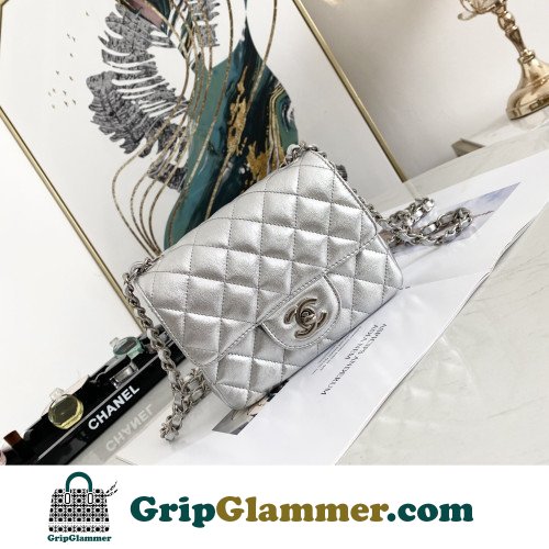 Chanel Flap Bag 17cm (Mini)