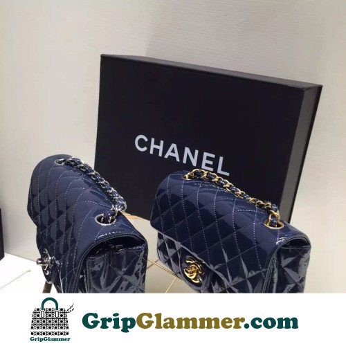 Chanel Flap Bag 20cm (Mini) - Image 2