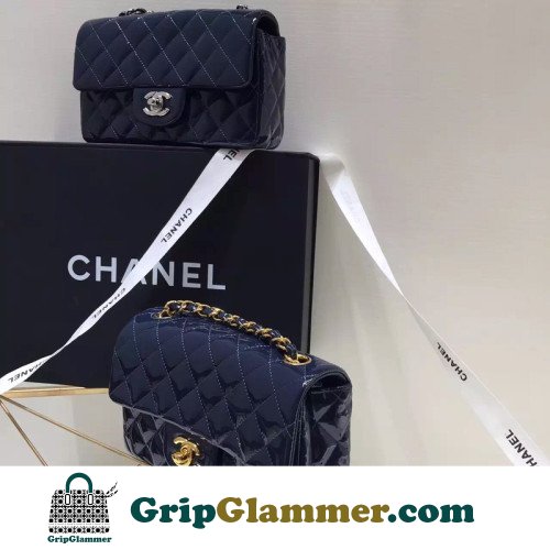 Chanel Flap Bag 20cm (Mini) - Image 3