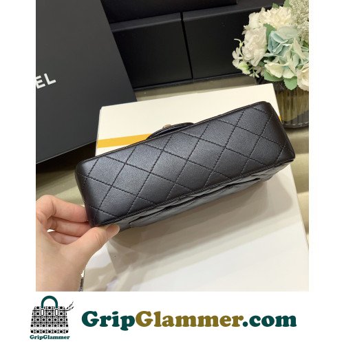 Chanel Flap Bag 20cm (Mini) - Image 7