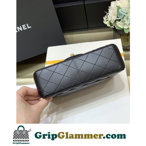 Chanel Flap Bag 20cm (Mini) - Image 8