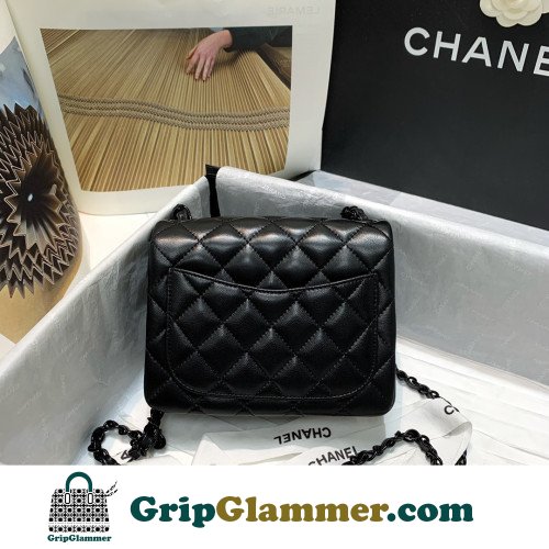 Chanel Flap Bag 17cm (Mini) - Image 3