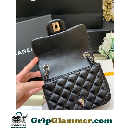 Chanel Flap Bag 17cm (Mini) - Image 6