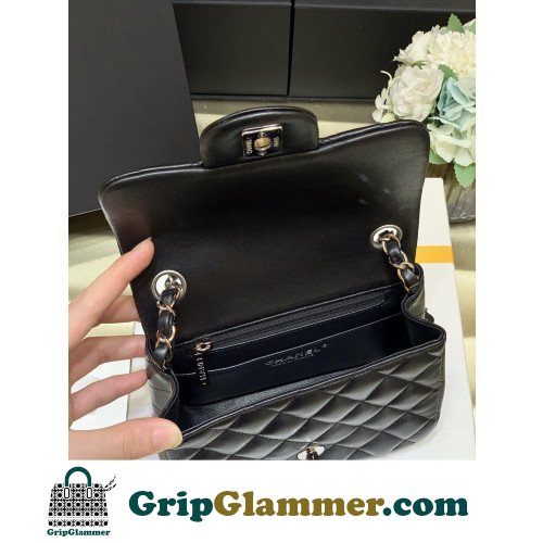 Chanel Flap Bag 17cm (Mini) - Image 7