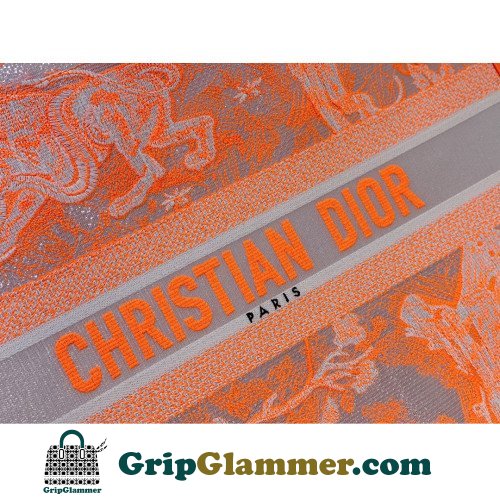 Dior Book Tote Large 42cm - Image 2