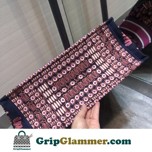 Dior Book Tote Large 42cm - Image 7