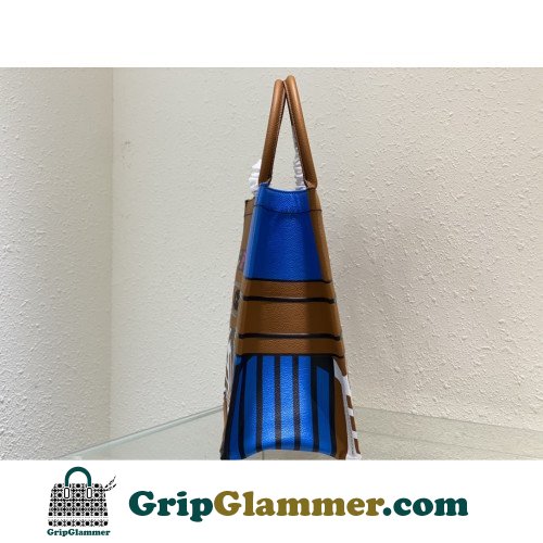 Dior Book Tote Large 42cm - Image 5