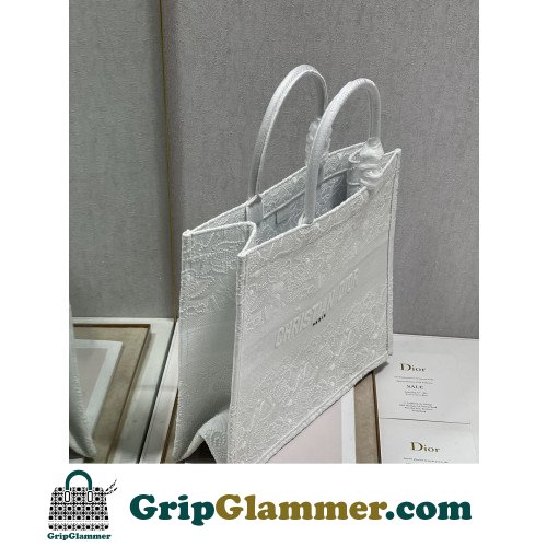 Dior Book Tote Large 42cm - Image 5