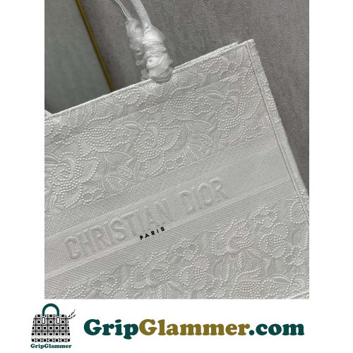 Dior Book Tote Large 42cm - Image 2