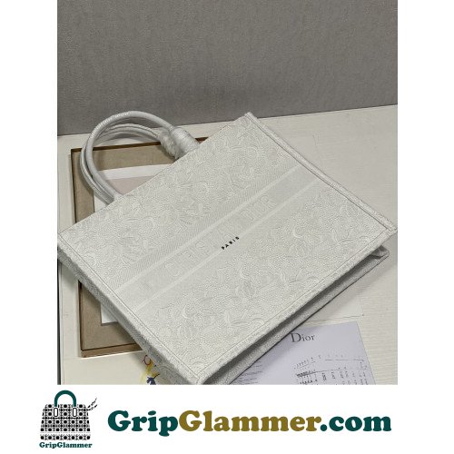 Dior Book Tote Large 42cm - Image 6