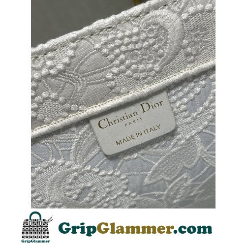 Dior Book Tote Large 42cm - Image 9