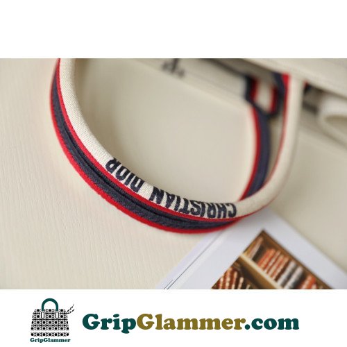 Dior Book Tote Large 42cm - Image 4