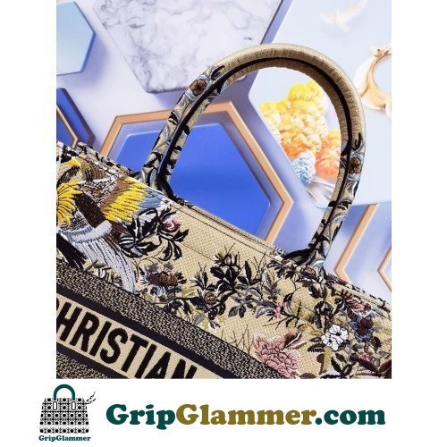 Dior Book Tote Medium 36cm - Image 2