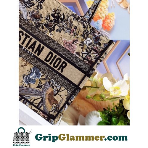 Dior Book Tote Medium 36cm - Image 4