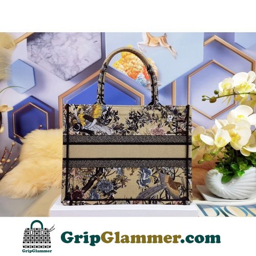 Dior Book Tote Medium 36cm - Image 5