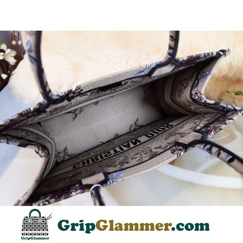 Dior Book Tote Medium 36cm - Image 8