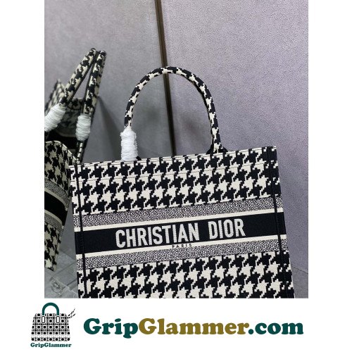 Dior Book Tote Medium 36cm