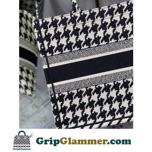 Dior Book Tote Medium 36cm - Image 5