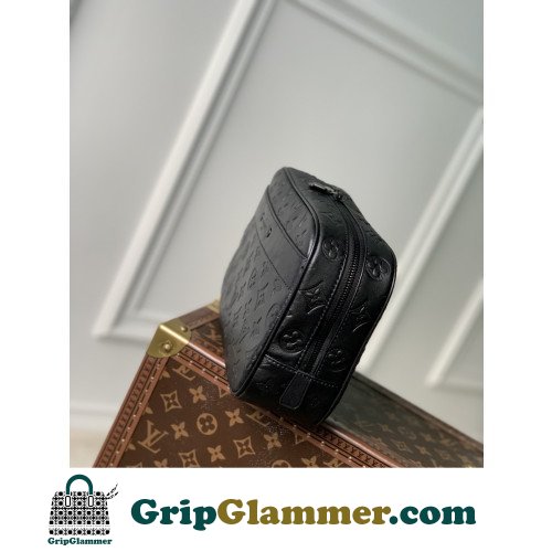 Louis Vuitton Wallet - Image 3