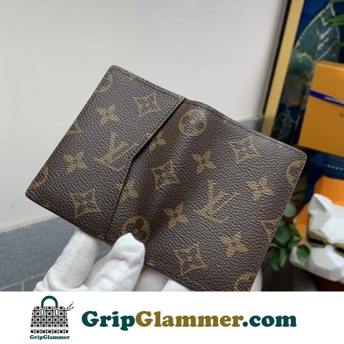 Louis Vuitton Wallet - Image 2