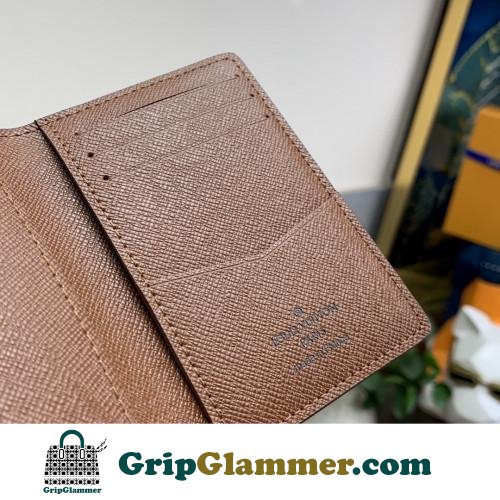 Louis Vuitton Wallet - Image 5